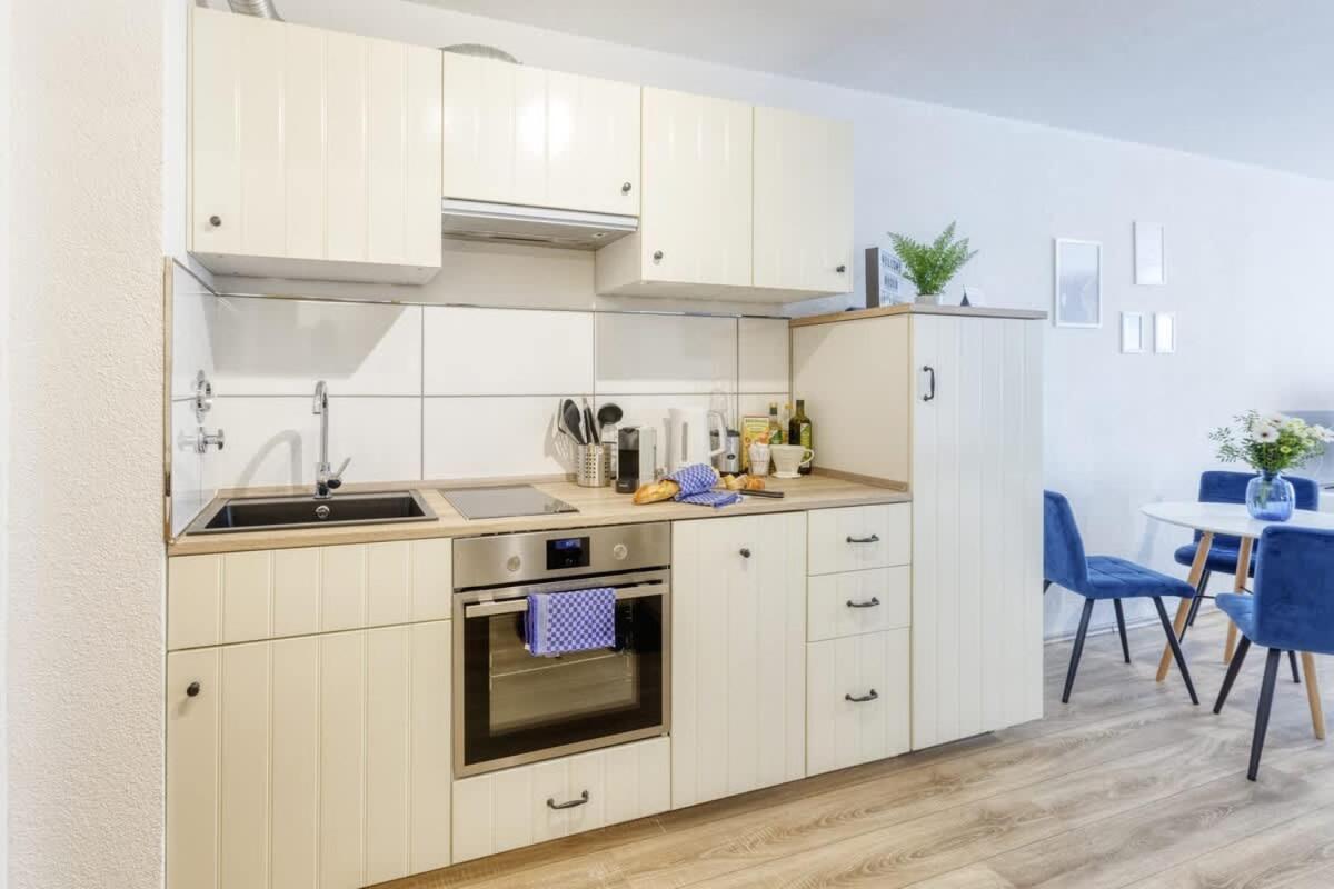 Relax-apartment Mit Indoor-pool, Fitness Und Netflix Am Bodensee *